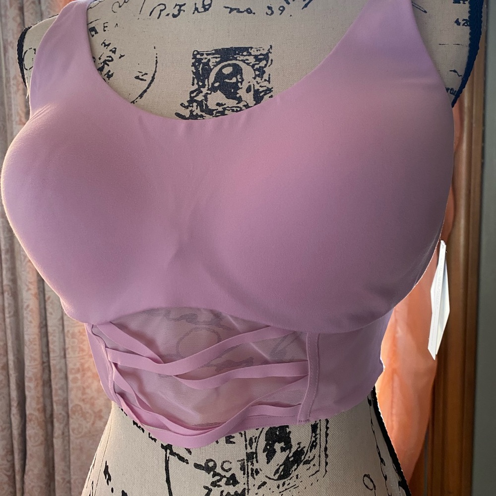 Victoria’s Secret yoga pants and sports bra